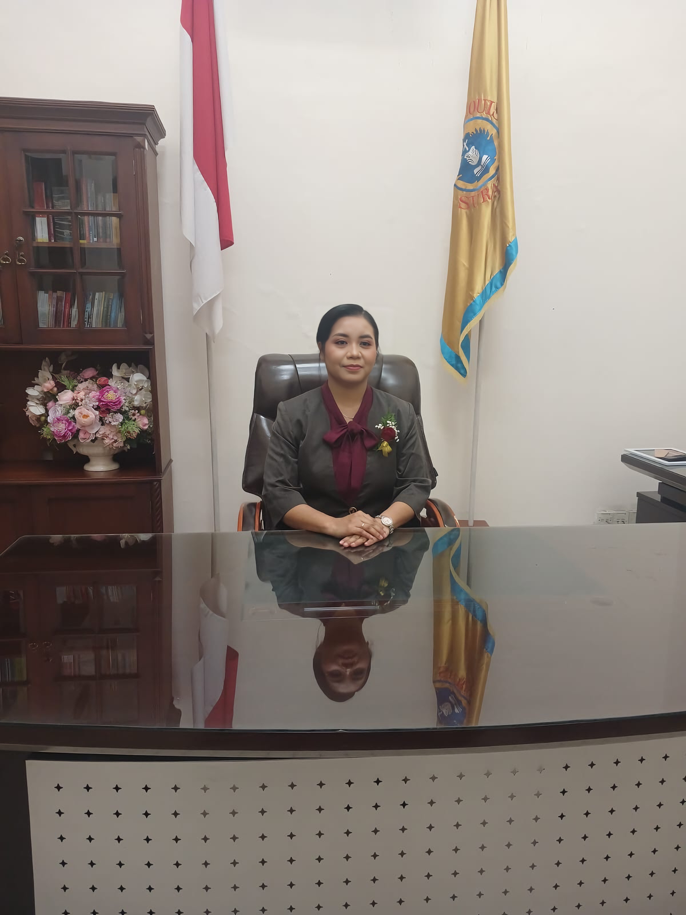 Maria Anita Kurniyasih, S.Si